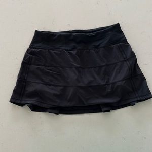 Size 8 Pace Rival Tennis Skirt from Lululemon in excellent used condition